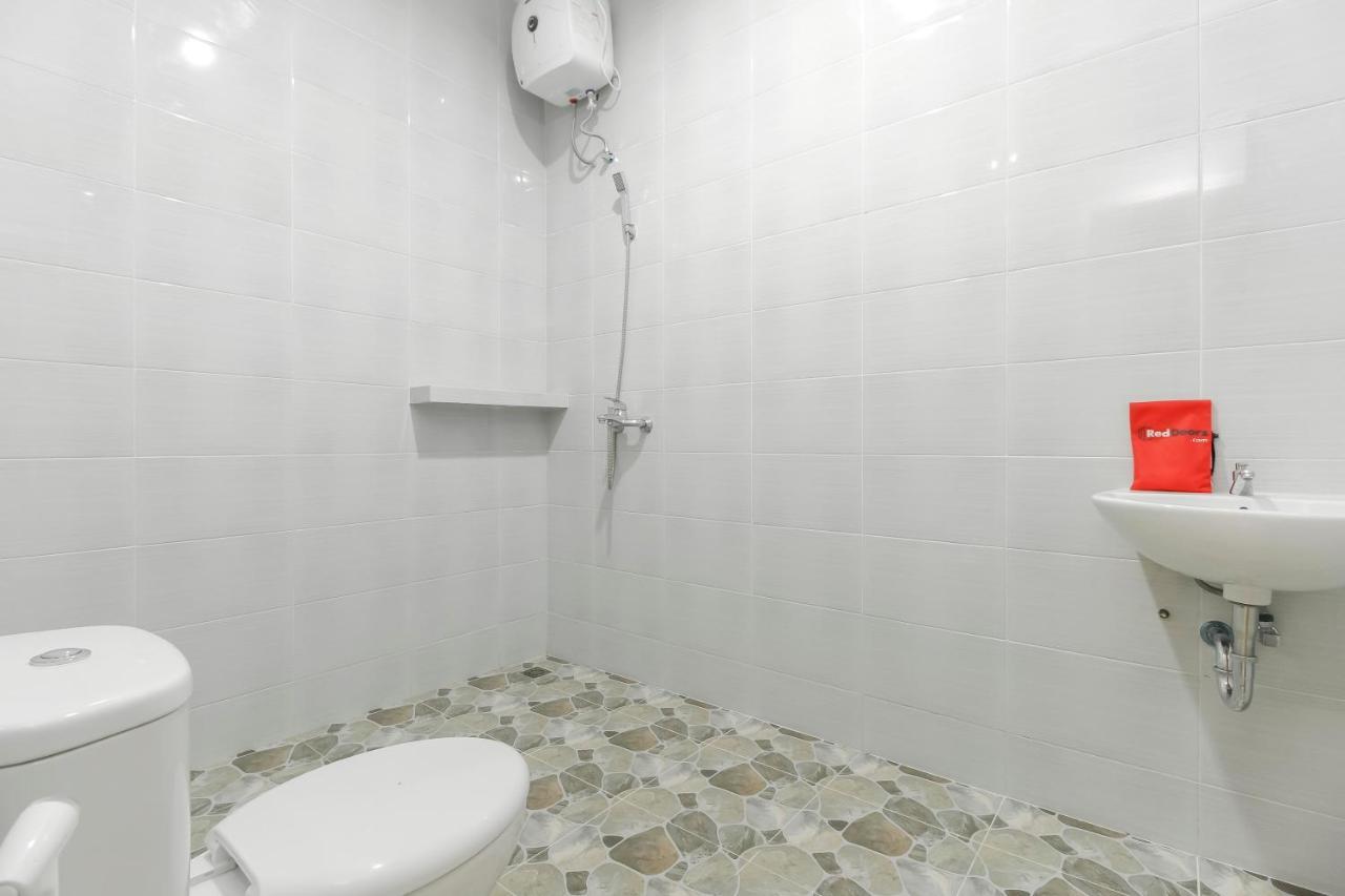 Reddoorz Premium @ Setiabudi Medan Sunggal Екстериор снимка