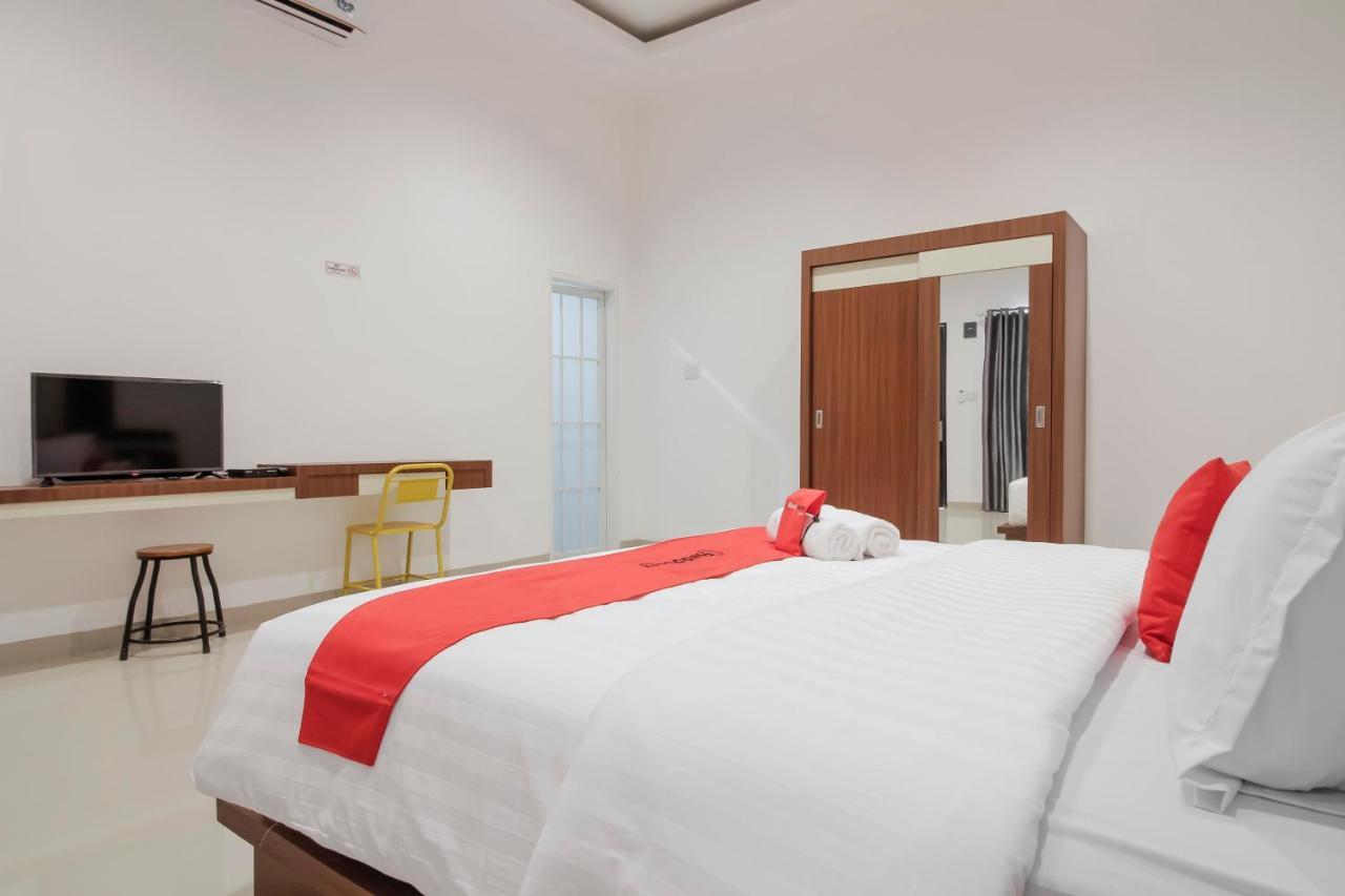 Reddoorz Premium @ Setiabudi Medan Sunggal Екстериор снимка